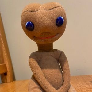Vintage 80’s E.T. Stuffed toy - small